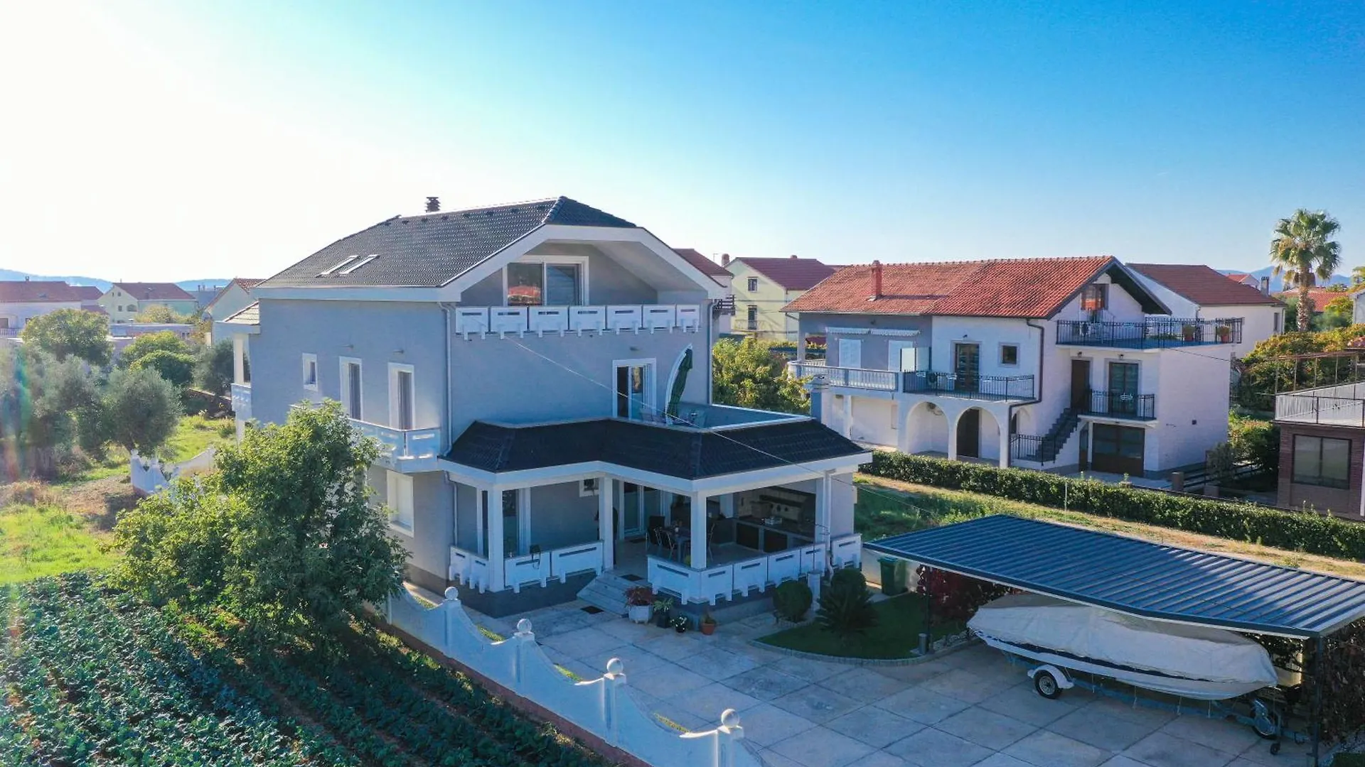 Ferienwohnung In Sukosan Mit Grosser Terrasse